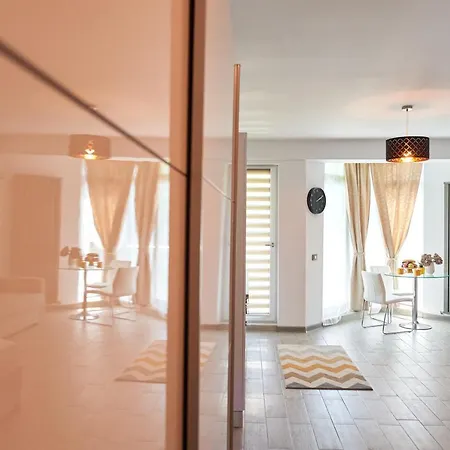7 Waves Studio-spa N Pools Beach Apartament *